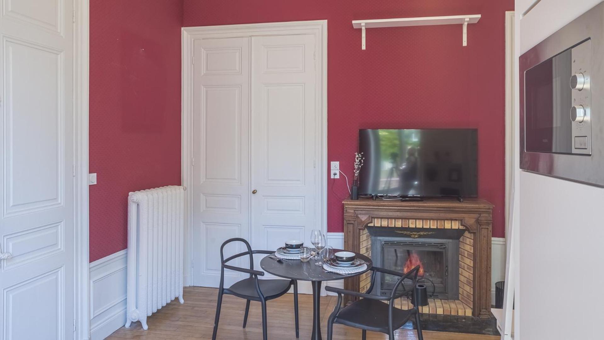 Bonappart 2 - Charme Napoleonien & Confort Troyes Exterior foto